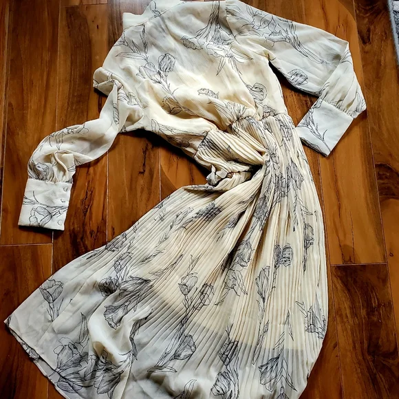 A New Day Cream Floral Dress - Size XS (NWOT) - Picture 8 of 13